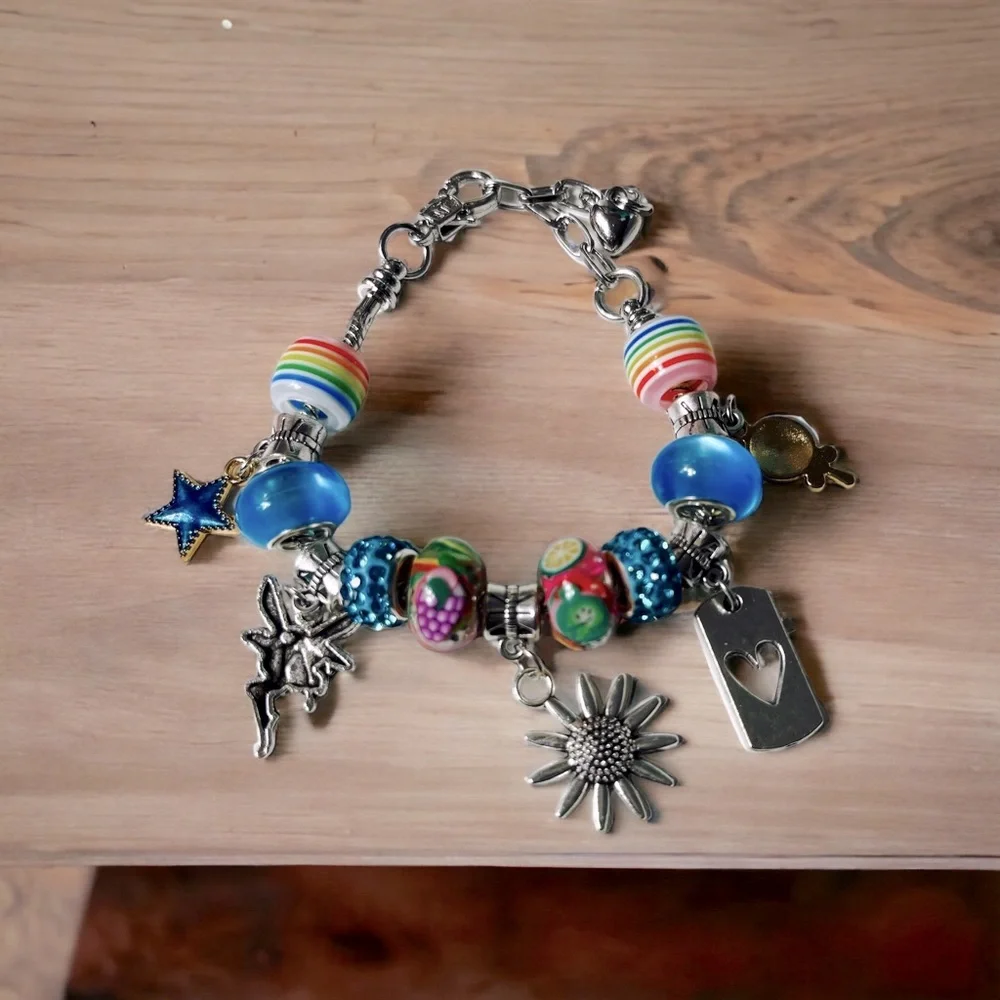 Bracelets - Picture 1 of 1